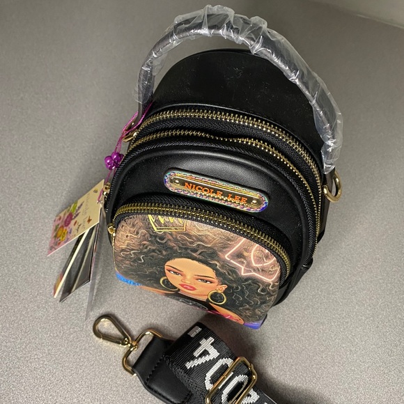 Purse - Picture 3 of 3